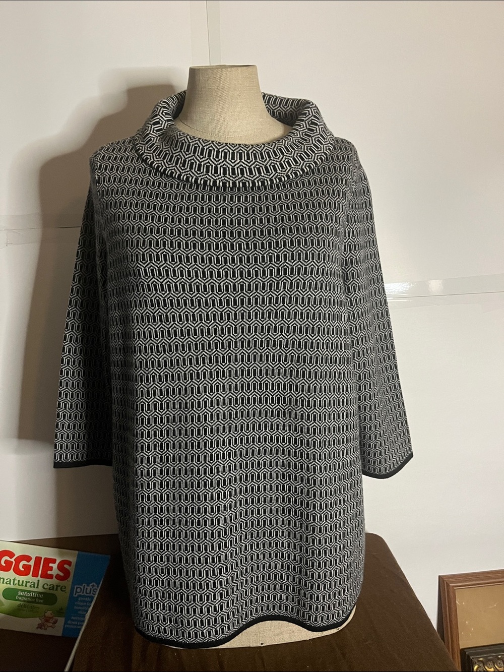 😀100% merino wool soft sophisticated elegant classic sweater
